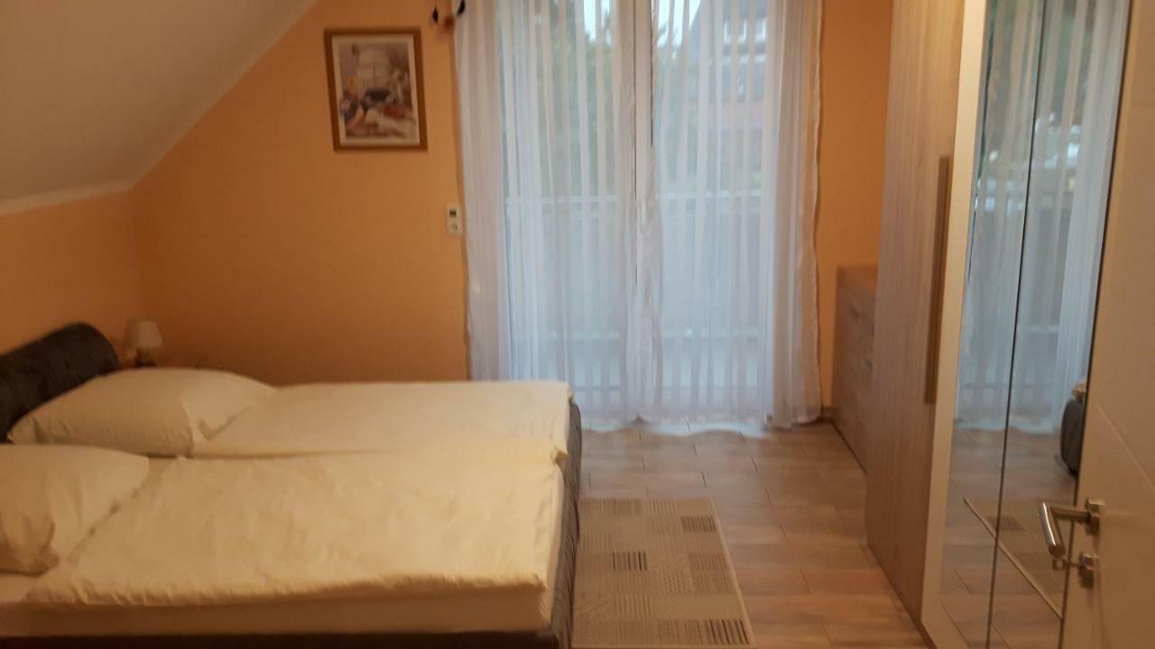 Blessem Ferienwohnung Deussen מראה חיצוני תמונה