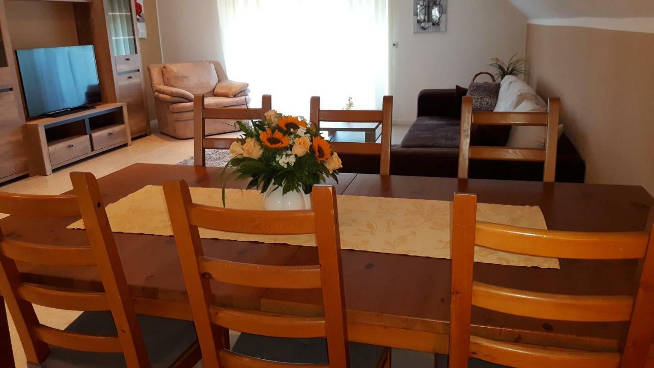 Blessem Ferienwohnung Deussen מראה חיצוני תמונה
